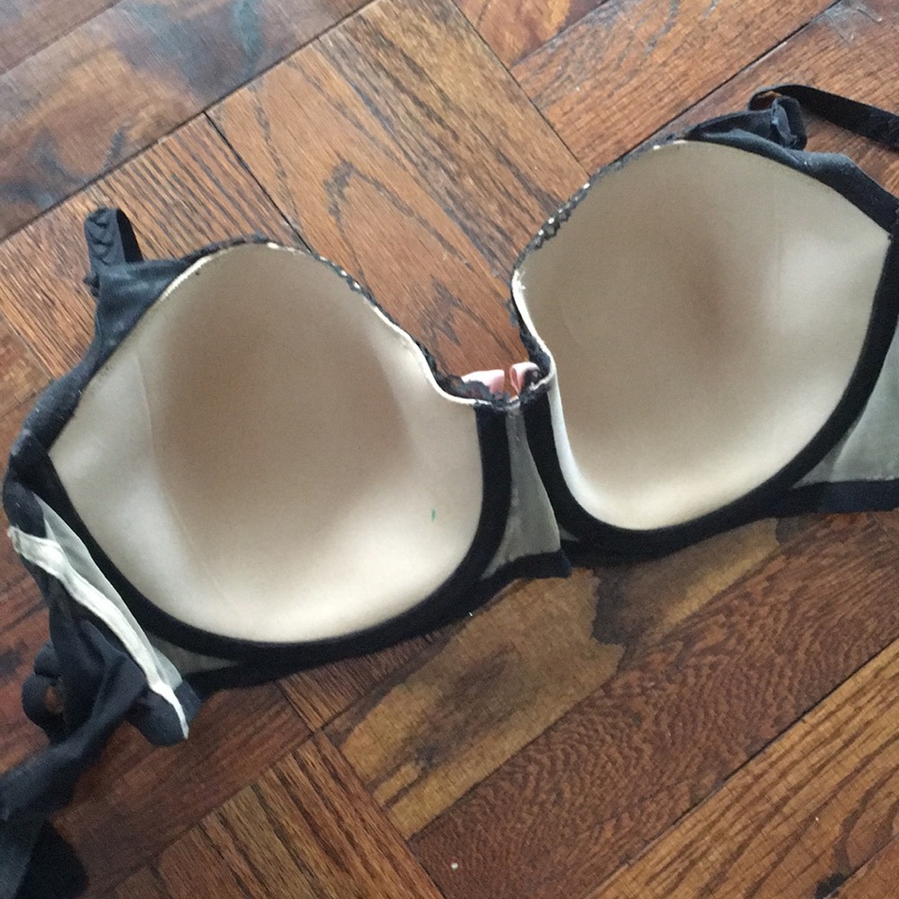 Never worn!!  DKNY sexy lace bra - Picture 4 of 6